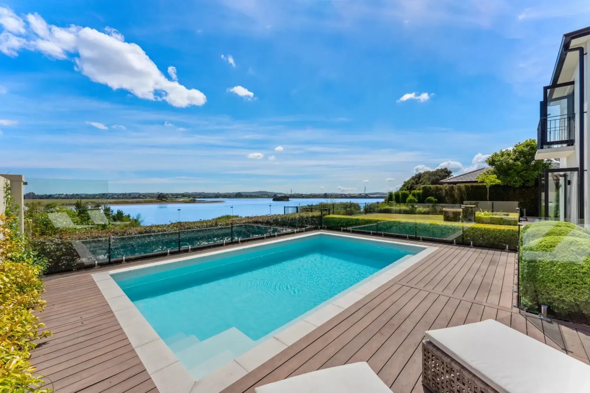 csm_Decking_55_2acd65171c